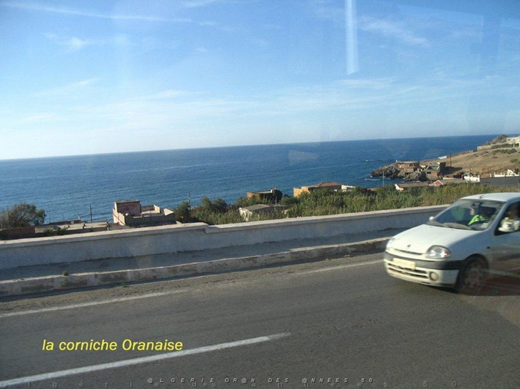 ORAN MAI 2008 3170 la corniche oranaise.jpg